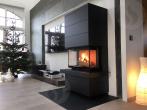 CARA C 03 Stahl - Design-Kamin mit hochschiebbarer Tür